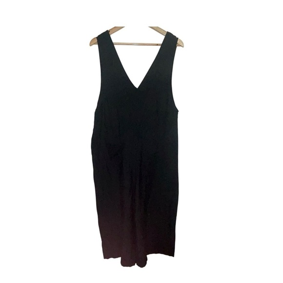 Good Luck Gem Sleeveless Wide Leg V-Neck Pull On Black Jumpsuit Size Medium - Picture 2 of 11